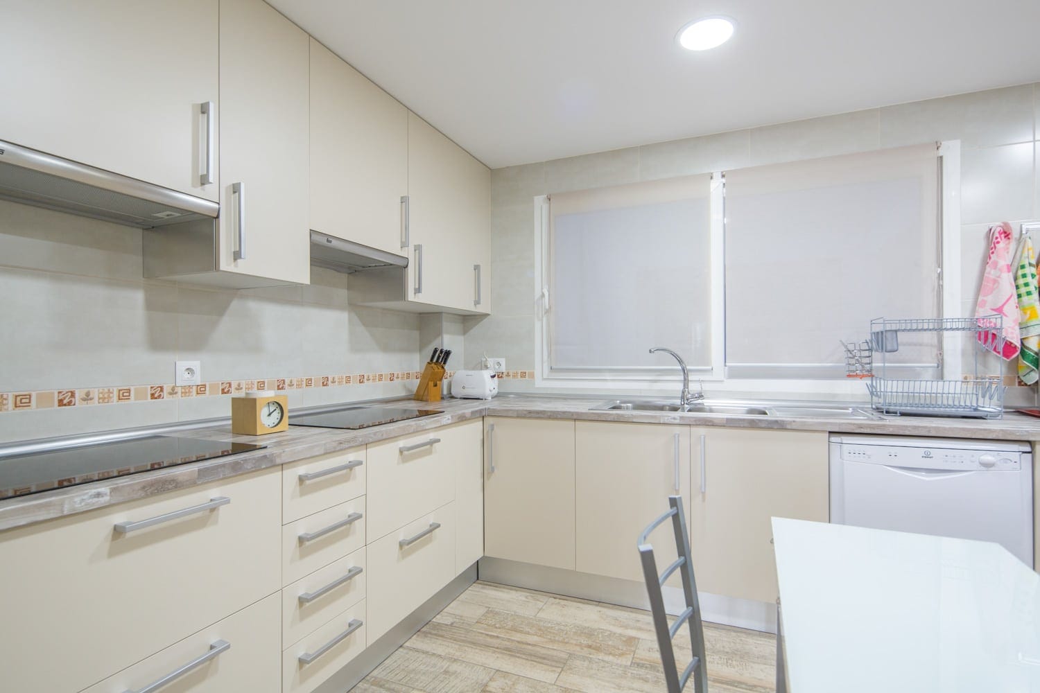 Alquiler de una habitación privada con terraza en calle Atocha Hab #8