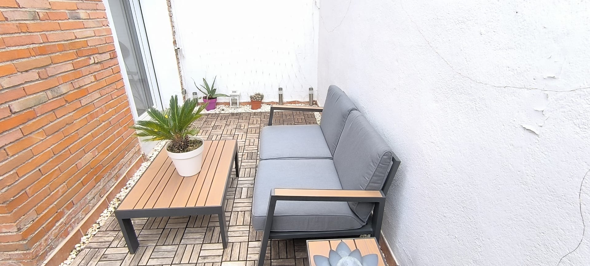 MODERNO PISO CON TERRAZA EN FELIPE MORA, VALDEACEDERAS