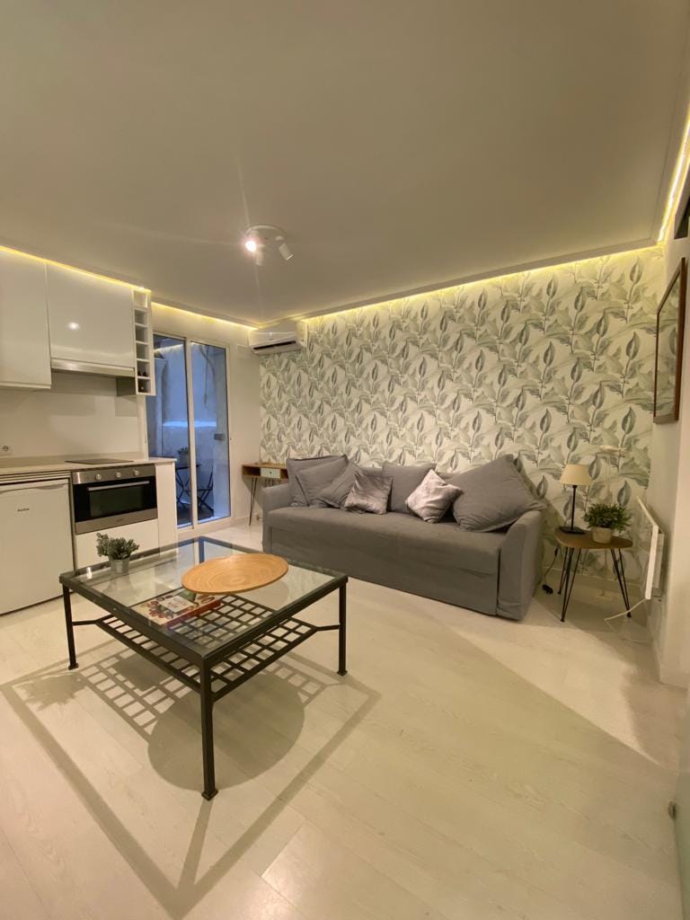 Alquiler de un precioso piso de 60 m² en calle de San Lorenzo