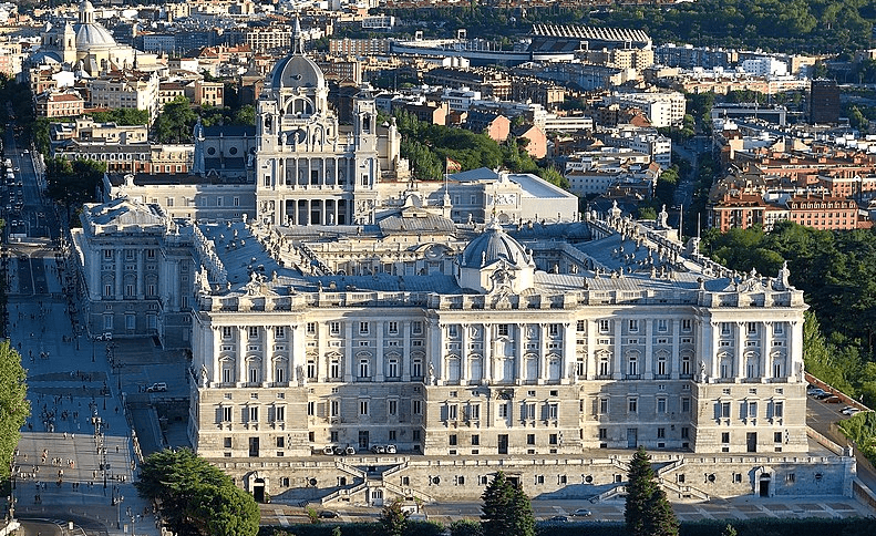 Explorando las Maravillas del Palacio Real de Madrid